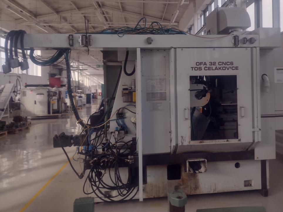 Industrieroboter, Metallbearbeitungsmaschinen sowie Mess- und Prüfgeräte etc.-9